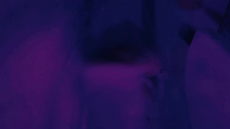 SexyNEBBW: Lightshow colorful shower
