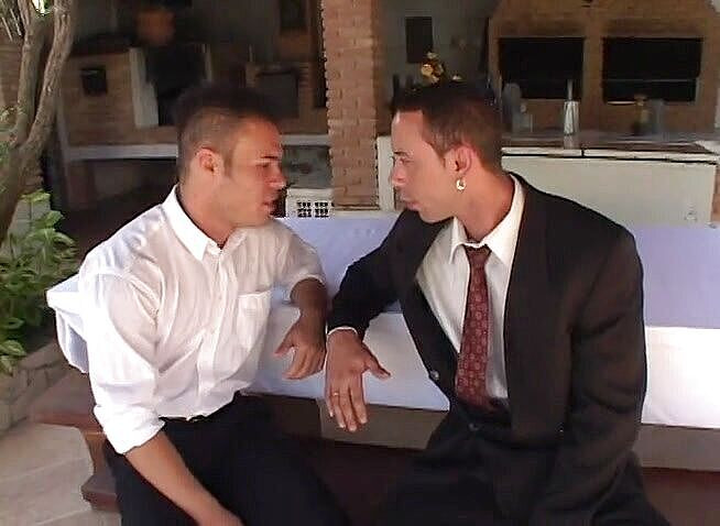 Bad Boyz: 工作场所的粗暴肛交