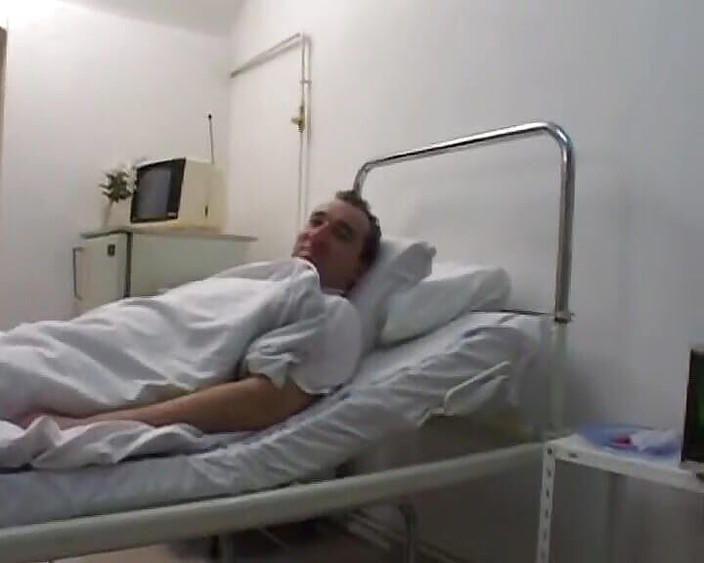 Enjoy German porn: गर्भवती जर्मन बेब की कमरे में जोरदार चुदाई