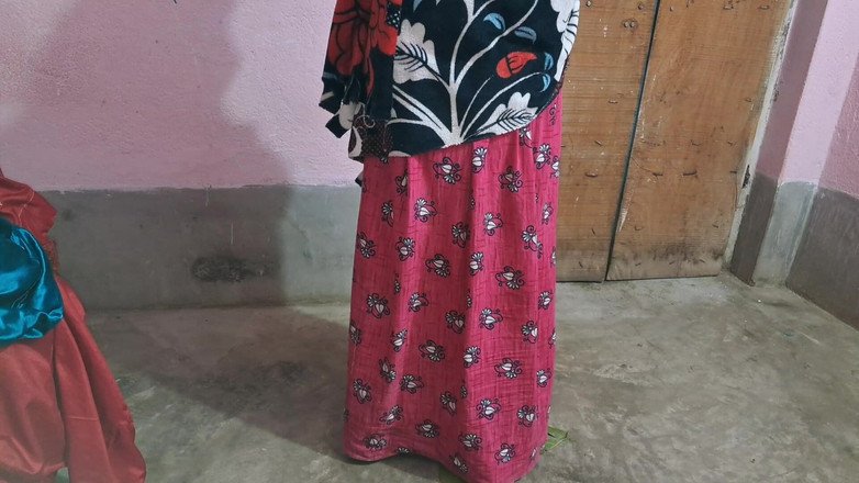 Trilokinath: Fodendo ao ar livre para sexo interno duro