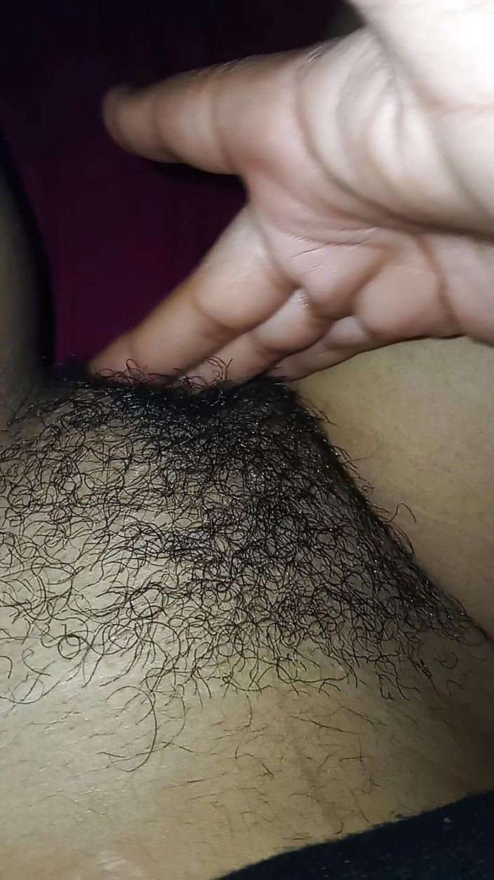 Squirterinthehouse: POV. Una masturbazione subdosa