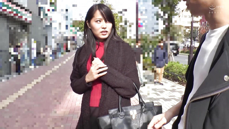 MBM3988: M628g01 黑发整齐型漂亮女孩是亚里曼...