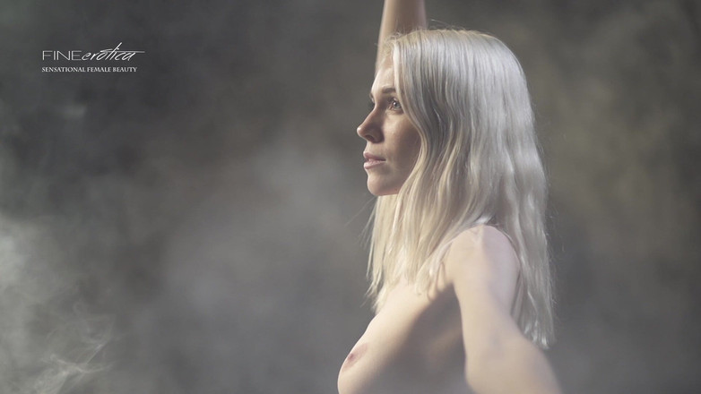 Fine Erotica: Heavenly clouds Mary