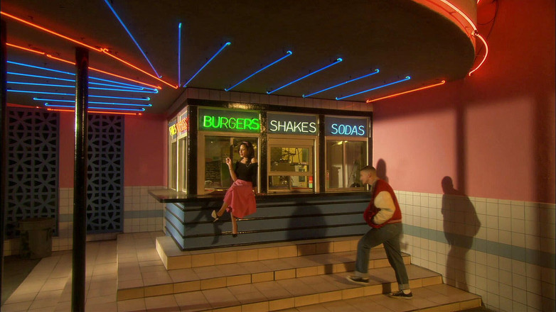 CBD Media: 퇴근 후 완벽한 보지에 따먹히는 젊은 대학 파트타임