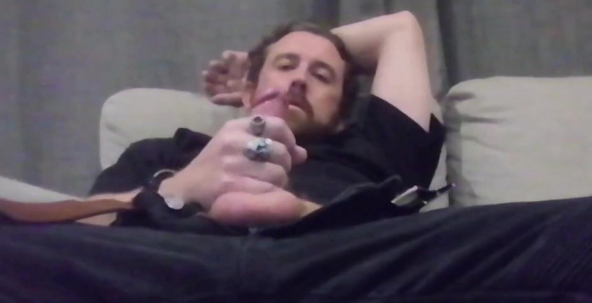 Dirty Talking Guy: 说脏话的牛仔裤撸管