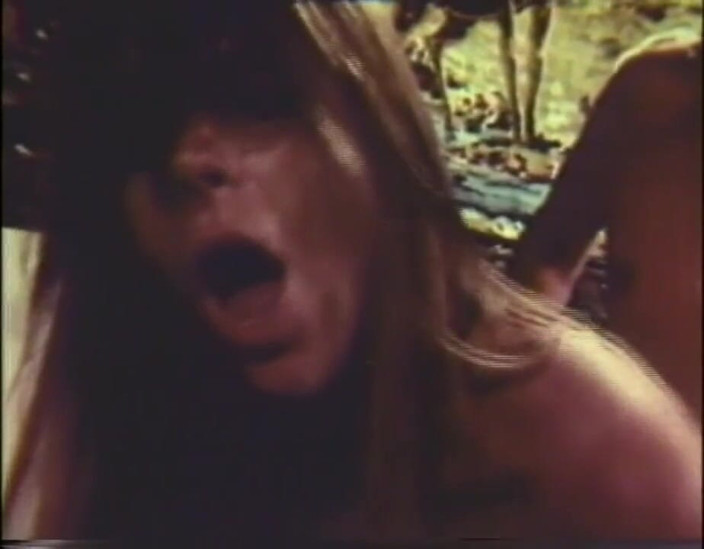 Vintage Usa: مشهد سكس كلاسيكي ساخن مع فتاة سيئة تحب أن تأخذه من الخلف