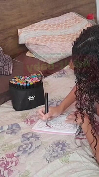 Young Girl Bored of Painting Decided to Send Cucumber in the Ass