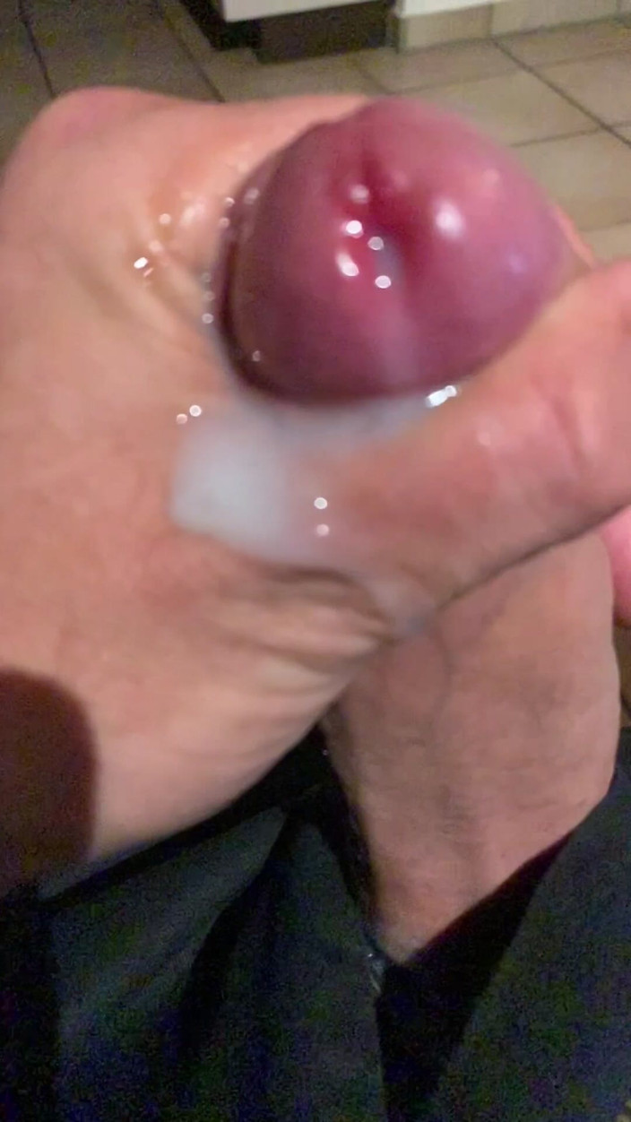 Raptor727: Mit Latex Handschuhen