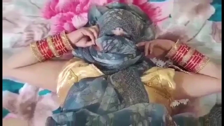 Savita5343: First Anal of Horny Desi Savita Bhabhi - Indian Teen Stepsister