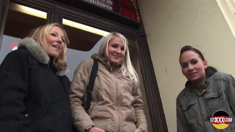 123XXX - 100% Amateurs: Three Slim and Horny Lesbians Love Germany