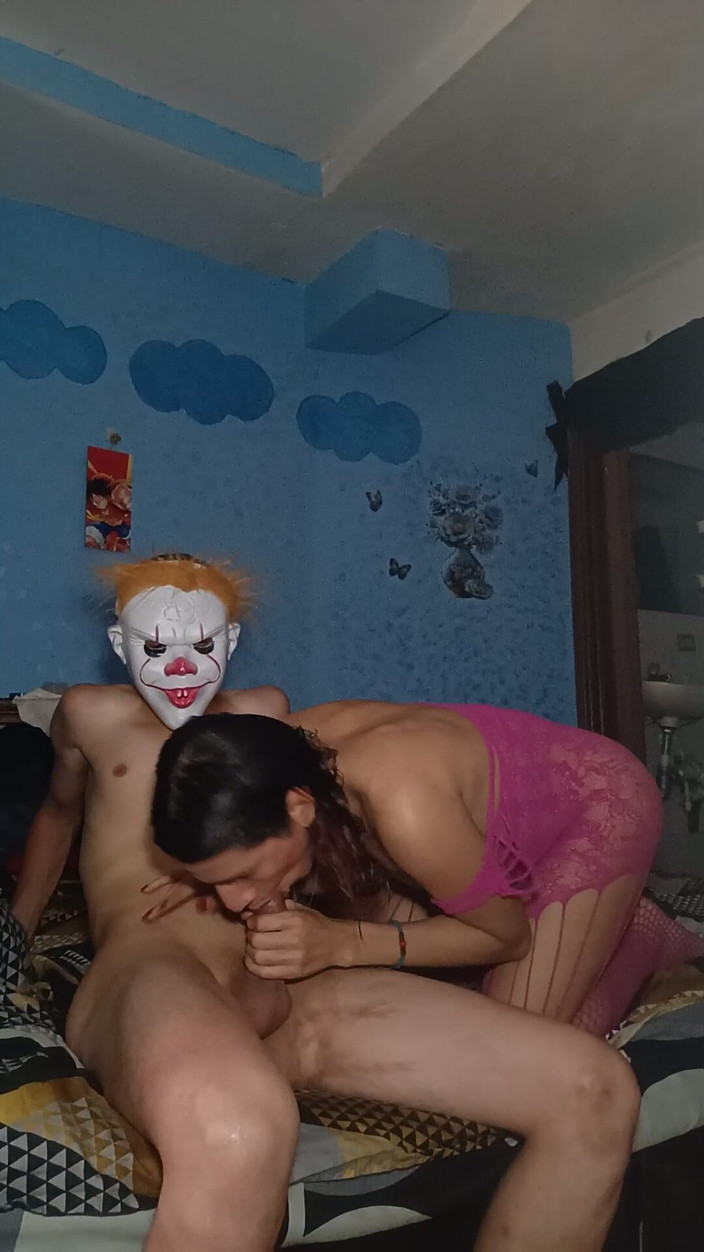 Femboy from Colombia: Üvey kuzenim iyi bir ziyaret için tekrar geldi