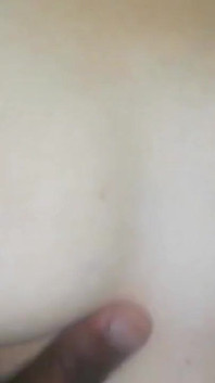 Srilanka tienermeisje kleine tieten grote tepel cumshot