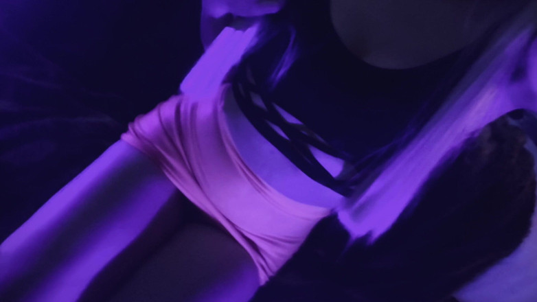 TheRealKittyD: Tussi Sissy Story Mind Fuck - der typ an der bar