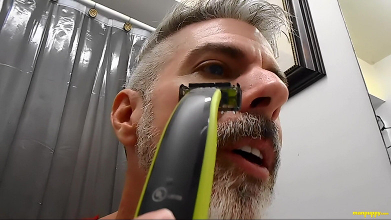 Man Puppy: Ti insegna a raderti - papà gigante 8