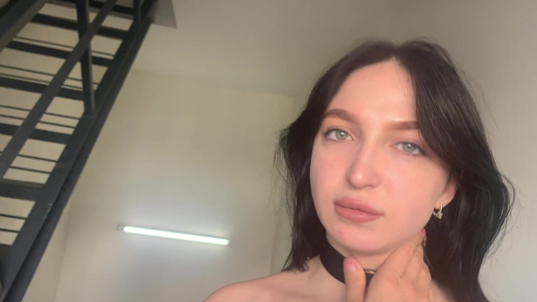LoveHomePorn: La mia ex succhia il cazzo pov