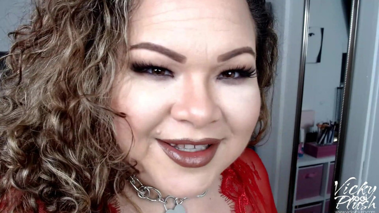 Vicky Plush: Seductora esposa infiel