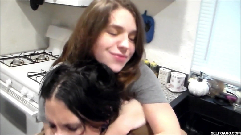 Selfgags classic: Attrape sa belle-mère avec une extrême