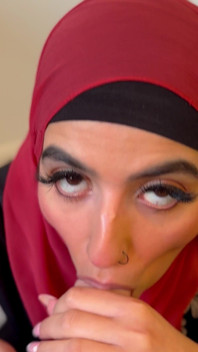 Aaliyah Yasin Tries Not to Swallow Her Stepbrothers Cum