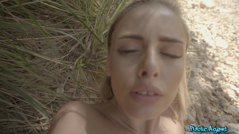 Public Agent: Agent - Cute Blonde Lya Missy Getsfucked in the Forest and...