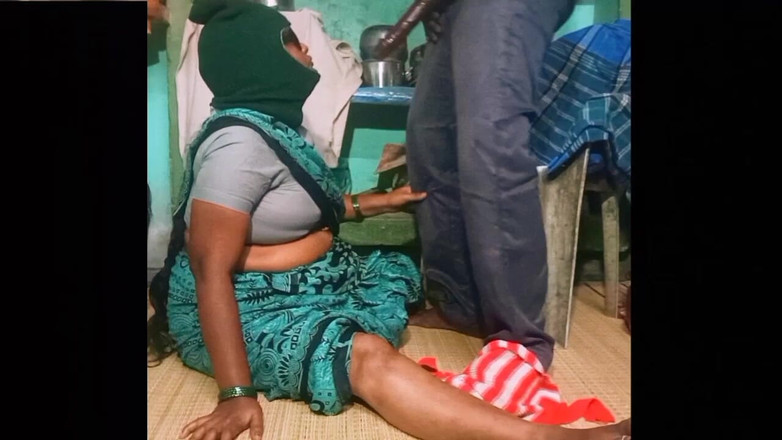 Priyanka314: Priyanka大阿姨大鸡巴口交