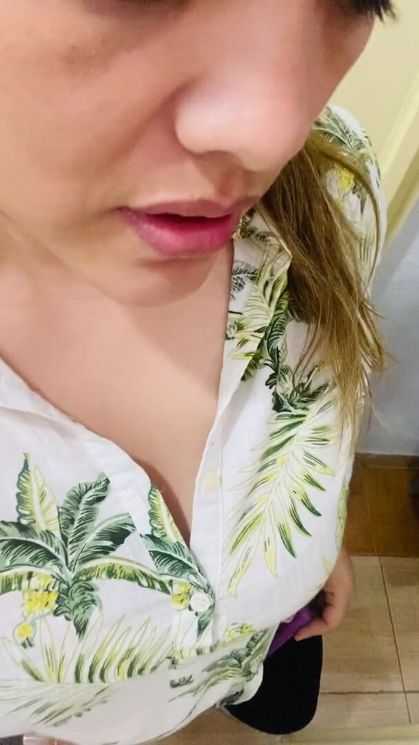 Preciusrouss49: I can suck your cock that rich