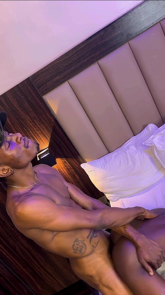 Stilesbhalifa1: 角質のフェムボーイのための黒い凶悪犯の餌:V