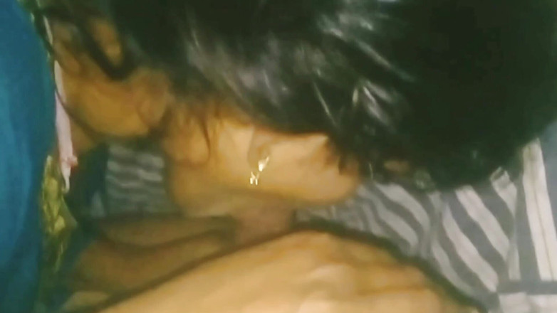 bahawalpur Punjab: 작은 아름다운 인도 소녀 18+