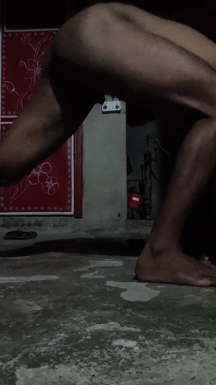 Indi archie: Xuất tinh không dùng tay trong khi tập thể dục