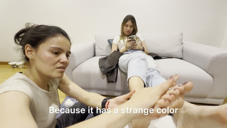 scarlettandc: Lezbiyenler arasında ayak fetişi