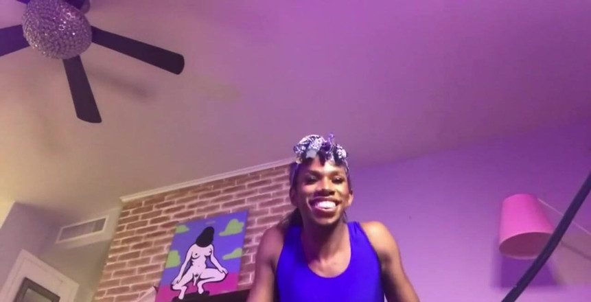 AJ180: Suds, Singlets, Kompresja. Wytryski Jeden z moich lojalnych zwolenników wysłał...