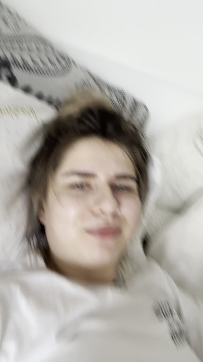 NipsAndStrips: 新しいパジャマでおならをする