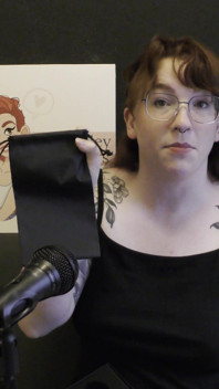 NSFW Review of the Honey Pistil Licking Vibrator From the Bad Peach