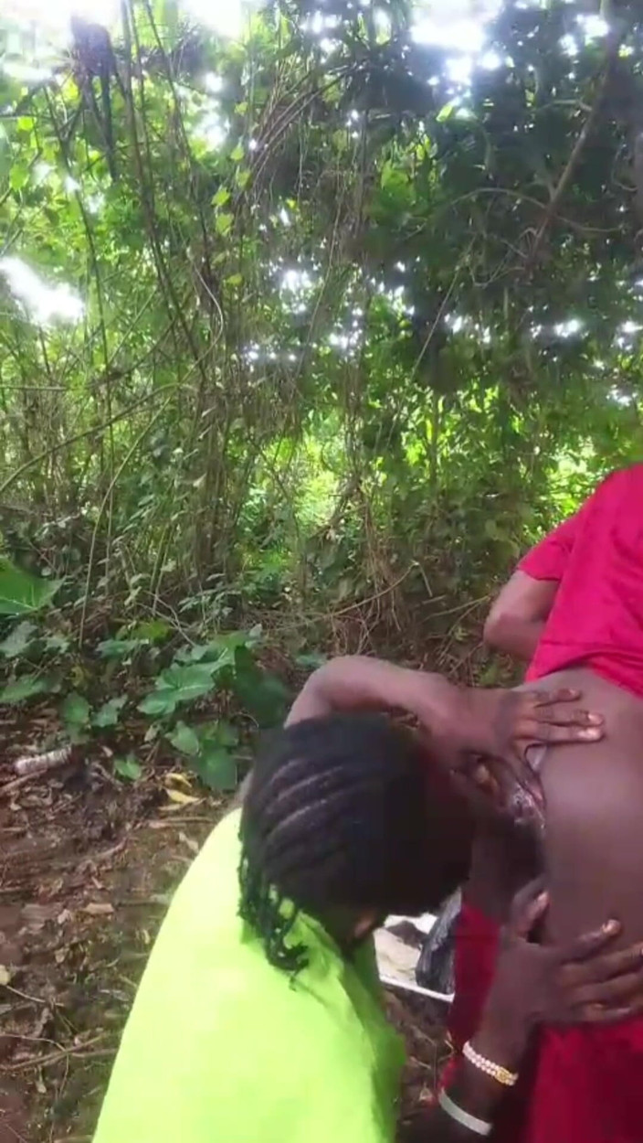 BLACKSHOOTERR: Inside Bush Fucking After Smoking...