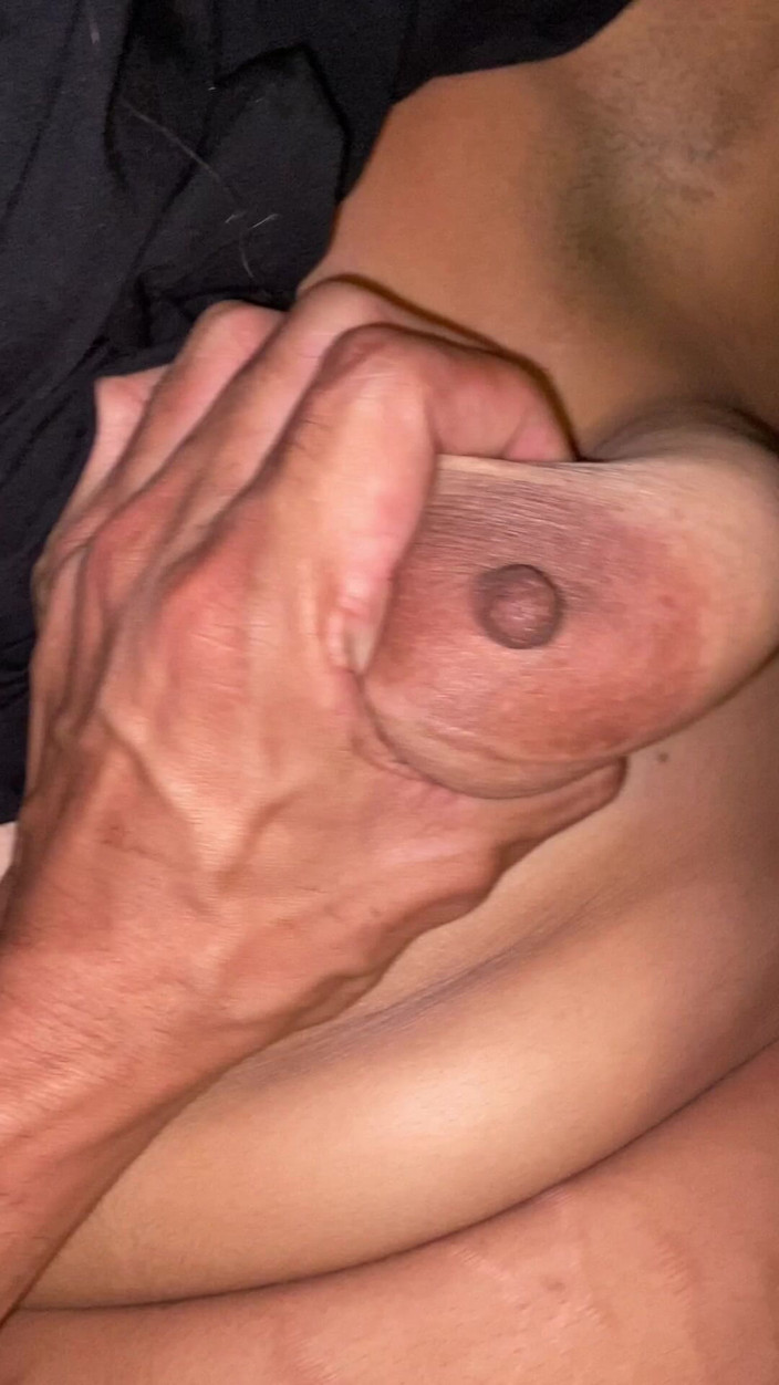 Nastboi: MILF Tření kundičku a šukání s teenagerkou