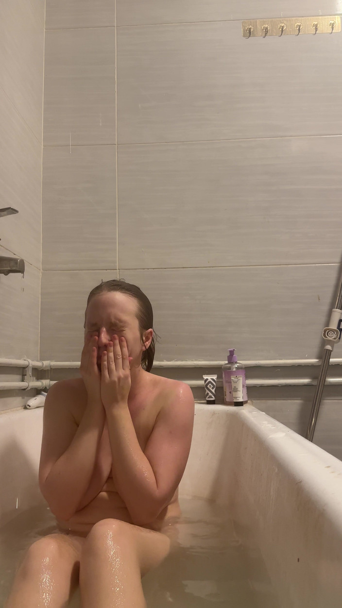 SweetLucy96: Apa yang paling anda suka tentang saya?