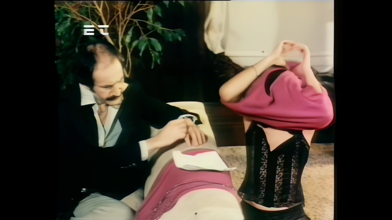 Vintage Megastore Full hd: Bruneta sexy vintage suge o pulă uriașă tare