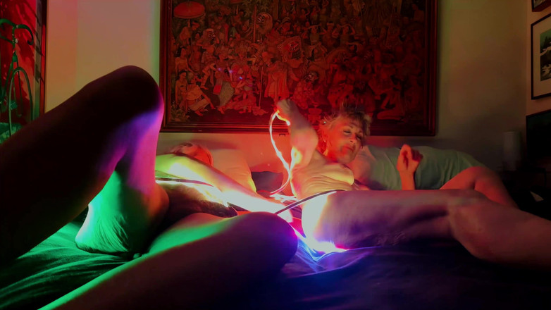 FromThisNight: 用脱衣舞灯做爱