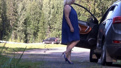 StrongSrg: Medereiziger onderweg geneukt