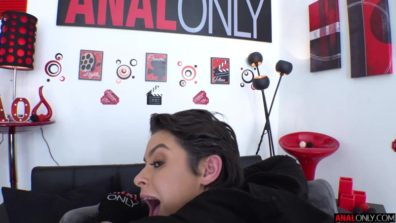 Anal Only: Die freche nicole braucht anal