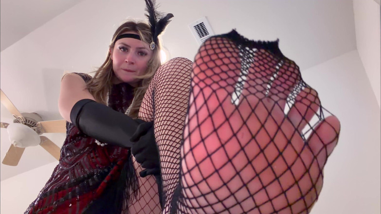 Kink in Time: London Evans' Roaring '20s Giantess Fantasy 4K POV Tiny Thrills Await