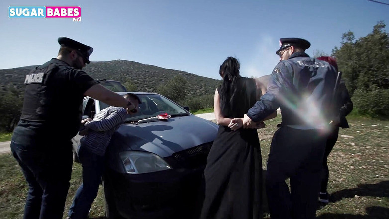 SugarBabesTV: Falsos policías griegos