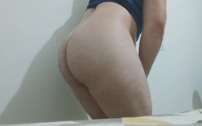 amateurbrazilian: 내 자지를 빨아주는 걸 좋아해