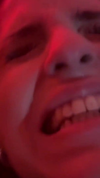 De Borstige, Petite Divinamaruuu Geeft Zich Over in Haar Eerste BDSM-sessie - Totale En Meedogenloze Overgave