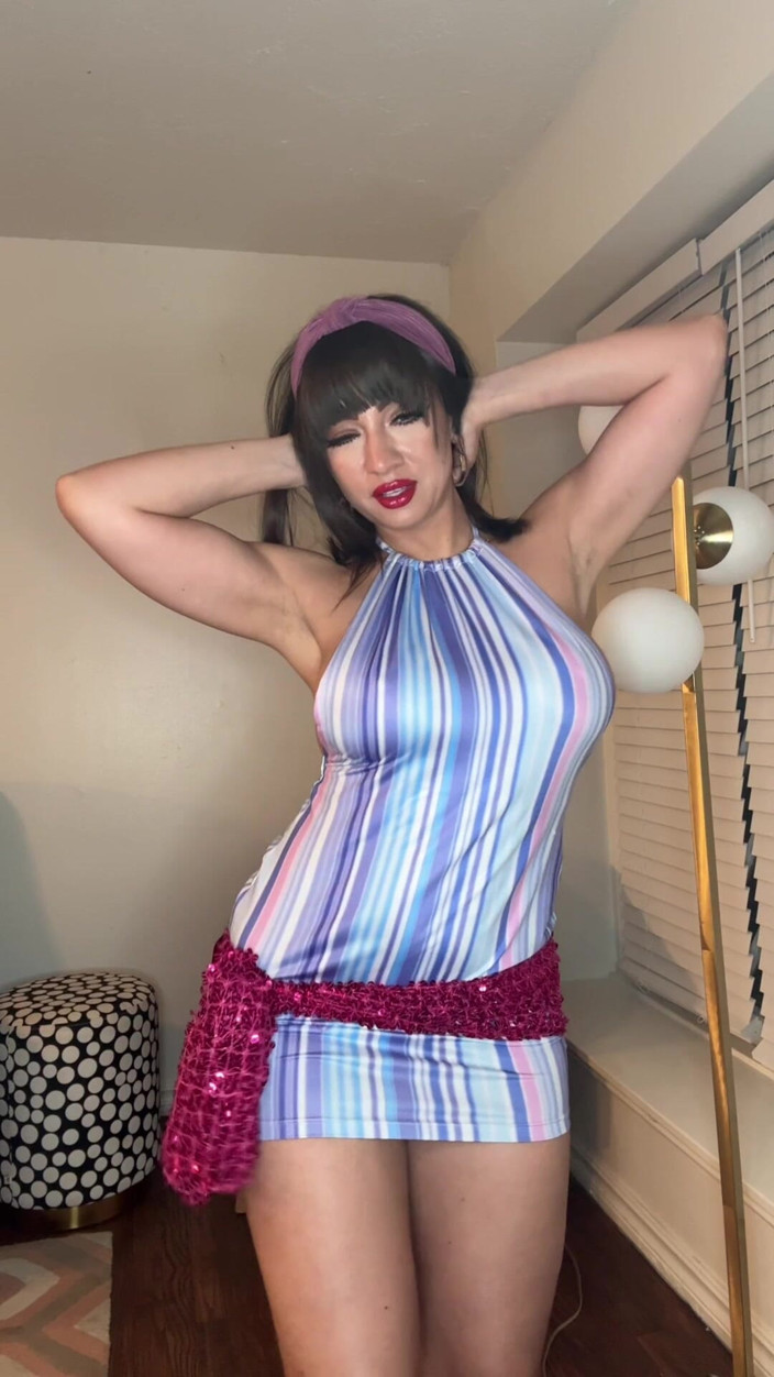 Sasha Pearl: 벨리댄스 스트립쇼를 하는 이집트 밀프 Sasha Pearl