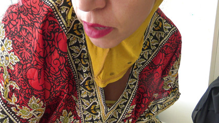 Souzan Halabi: MILF Arab Saudi berpantat besar bercurang untuk seks kasar dalam...