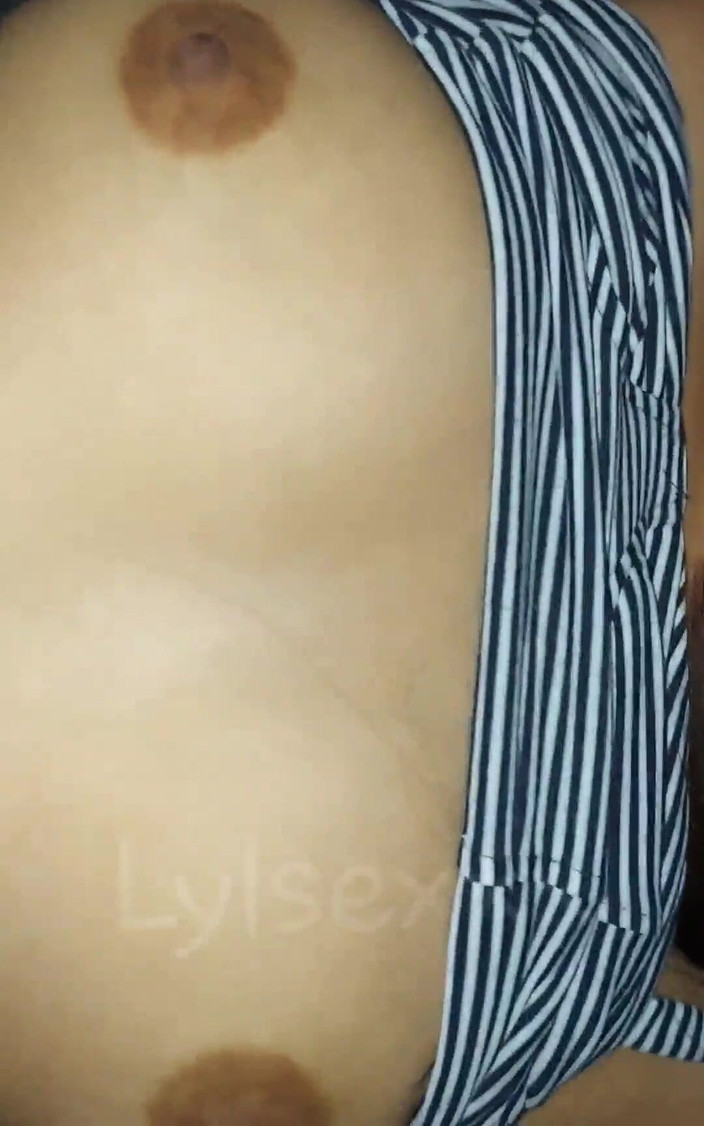 Lylsexxx: Un abonné m’attrape après un rendez-vous quelque chose