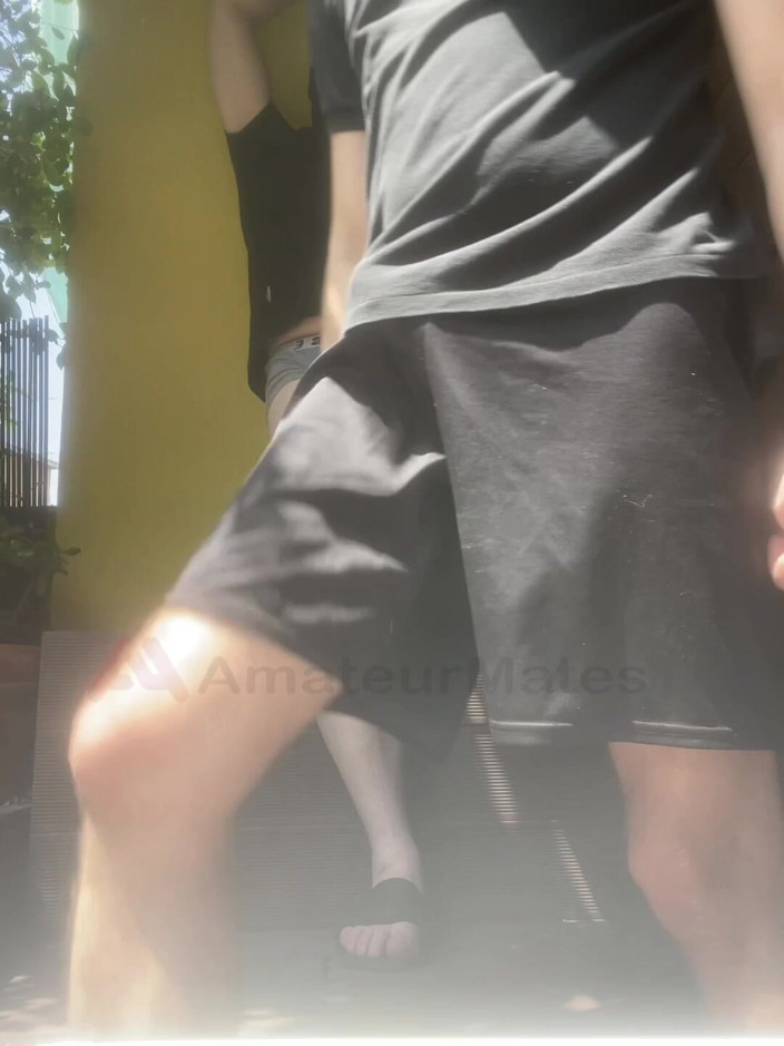 AmateurMates: Un inconnu se fait piéger par un garçon coquin - version...