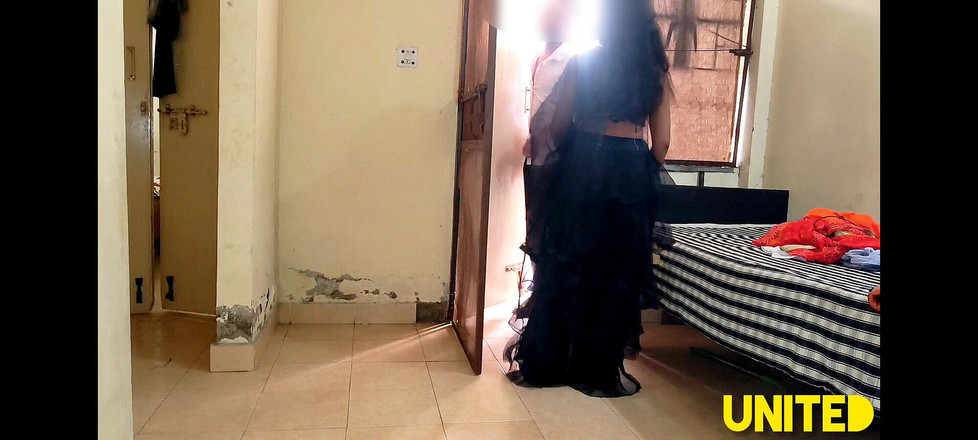 UnitedCourse31: 新婚夫妇第一个karva chauth惊喜，德西热哥的性爱视频！！