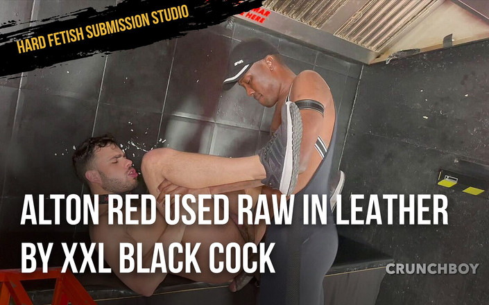 Hard fetish submission studio: Alton red dientot habis-habisan sama kontol raksasa pria kulit hitam...