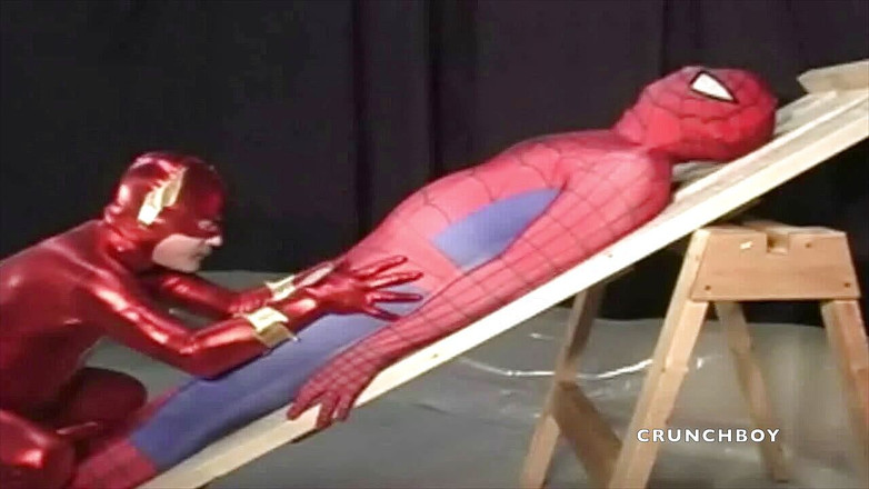 Crunch Boy: Seks fetish dengan pakaian super hero
